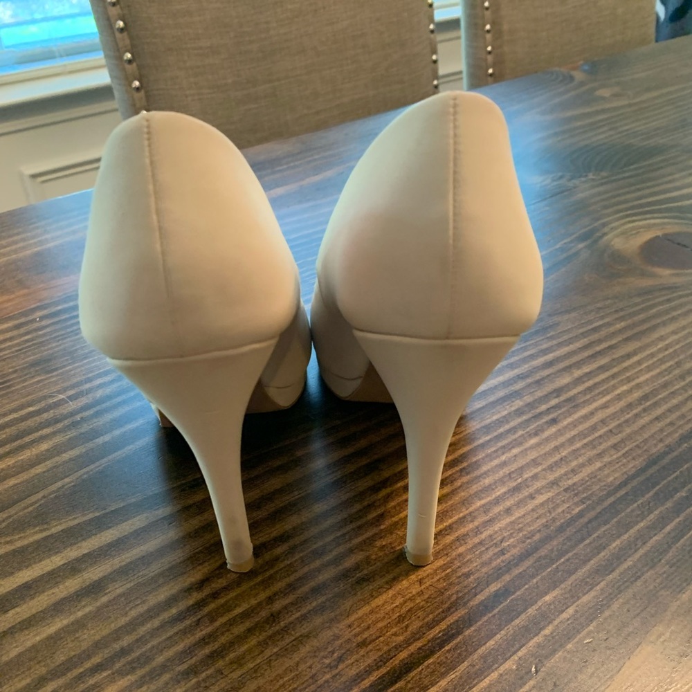 Qupid Nude High Heels Size 7.5 - Picture 3 of 6